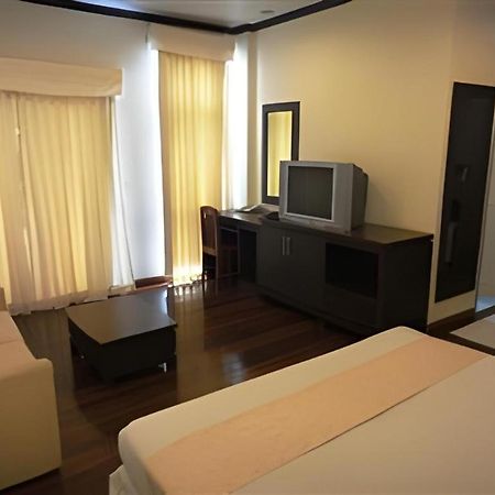 Kasem Garden Hotel Surin Ban Nong Tao Exterior photo