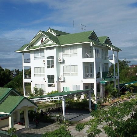 Kasem Garden Hotel Surin Ban Nong Tao Exterior photo