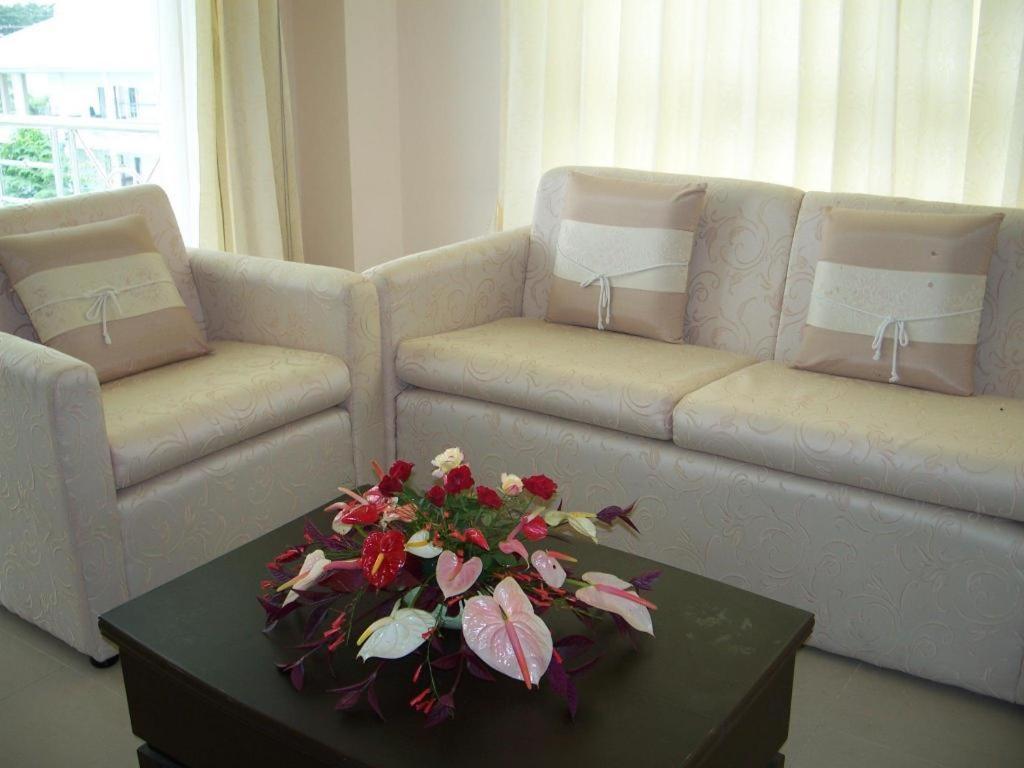 Kasem Garden Hotel Surin Ban Nong Tao Exterior photo