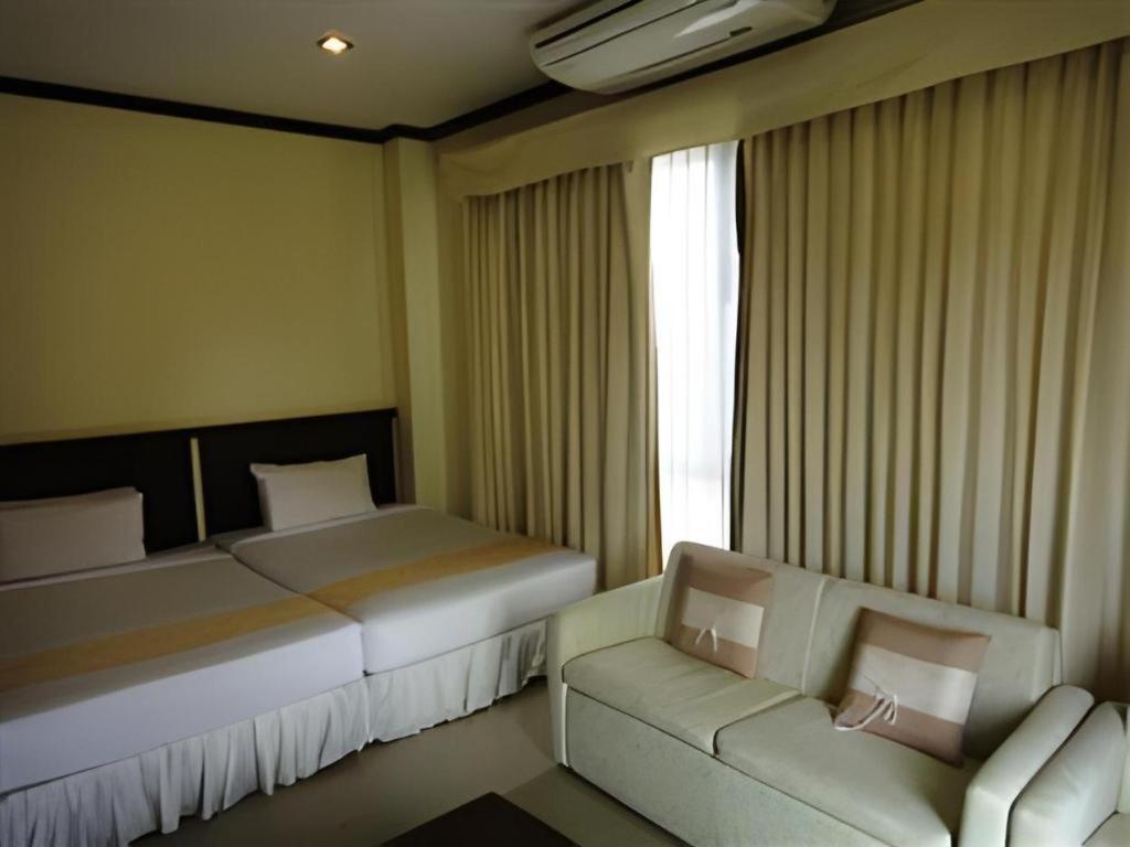Kasem Garden Hotel Surin Ban Nong Tao Exterior photo