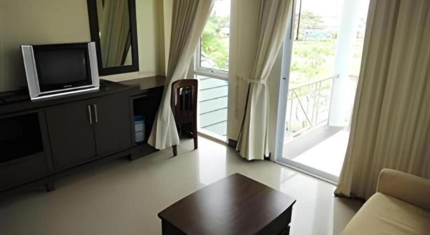 Kasem Garden Hotel Surin Ban Nong Tao Exterior photo