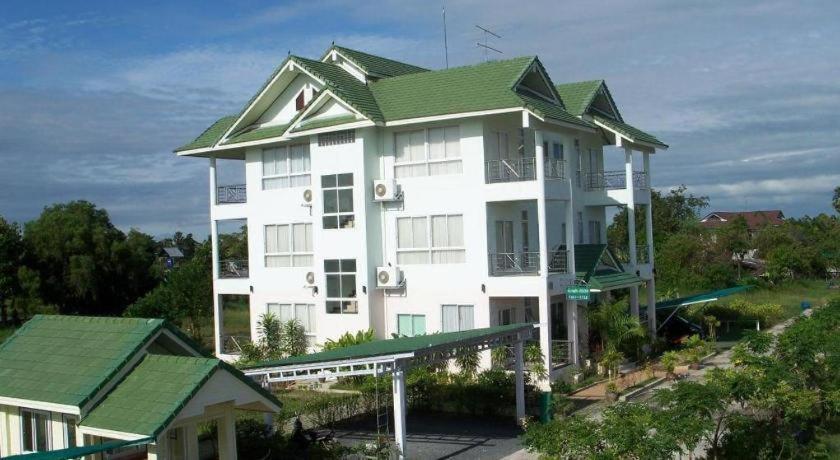 Kasem Garden Hotel Surin Ban Nong Tao Exterior photo